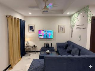 Nova Stays - 1 BHK - Secure - Modern - Family Apt - 2