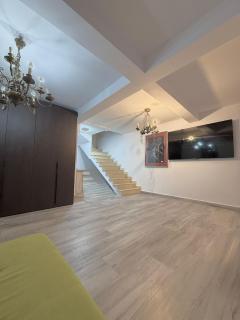 Luxury Penthouse - Beach Side - 9