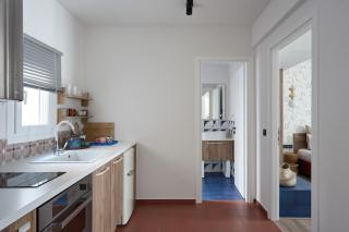 Cozy Apartment steps away from Acropolis and the Metro Station by Lumen Living - 3