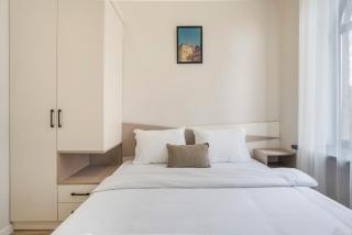 Cozy Modern Apartment in City Center - 3