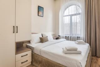 Cozy Modern Apartment in City Center - 4