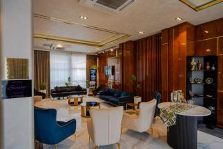 UNIQUE Airport Hotel - 6