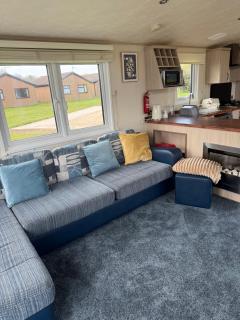 Enzos palace- St Margaret's Holiday Park - 2