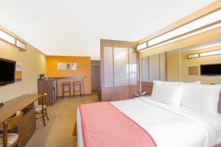 Microtel Inn & Suites by Wyndham Albertville - 8