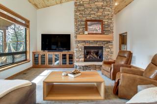 Forest-View Gem in Show Low: Hike, Fish & Golf! - 5