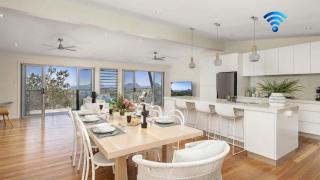 Hamptons By The Bay - Nelson Bay - 0