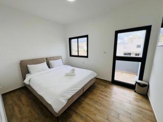 Villa Sol Aviv - וילה מושלמת עם בריכה פרטית למשפחות וקבוצות - 1