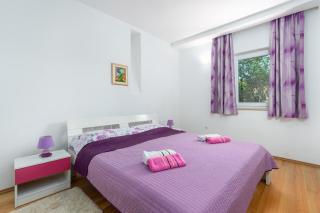 Villa Ester - Private Pool Escape for 8 - Happy Rentals - 1
