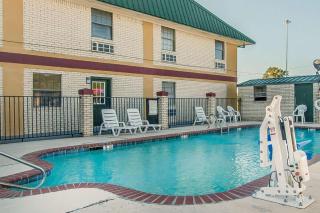 Quality Inn Brownsville - 4