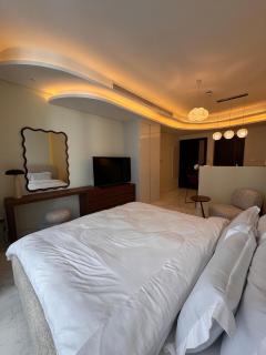 Modern Minimalist Studio in Bahrain Bay - 7