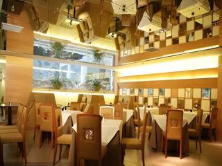 Hot Spring Hotel - 8