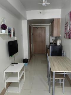mall of Asia is shore 3 residence - 7