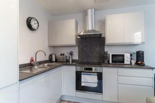 Spacious 1 Bedroom Apartment in Liverpool - 9