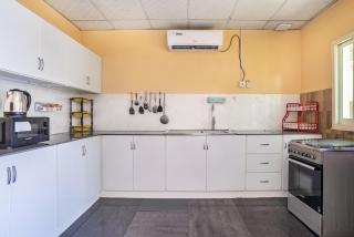 Farm Near RAK Airport 2 Heated Pools BBQ 4BR 10 extra mattress - 1