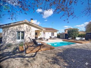Maison contemporaine, piscine, proche centre-ville - 0