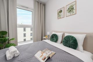 Lumina I 2BR Apart near Orientarium ZOO I Parking I Balcony - 2