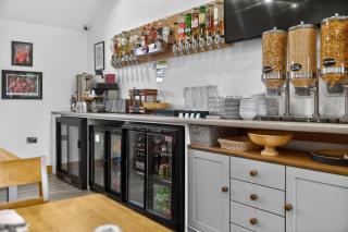 All Seasons B&B - Portrush - 1