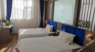 7 Days Inn Lvliang Bus Terminal - 1