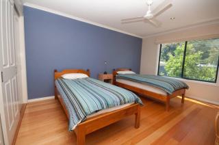 Cambroe - Lakes Entrance - 4