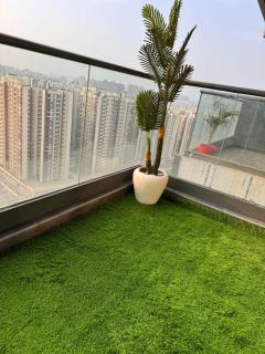 Galaxy Blue Sapphire with balcony - 5