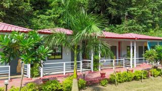 Ekantam Riverside Resort - 3