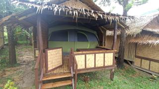 Tony's country glamping chalet with private bathroom - 2