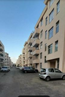 This neat and tidy two bedroom - 3