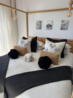 105 On Beach, Whale Room - St Helena Bay - 6