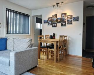 Apartment with terrace, pool, sauna, and free parking - 9