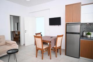 Lux Apartments 2 - 6