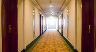 GreenTree Inn Hebei Tangshan North Station Nanhuandao Business Hotel - 3