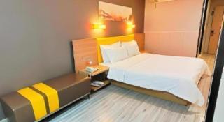 7 Days Premium Xi'an Dayan Tower Xiaozhai Metro Station - 4