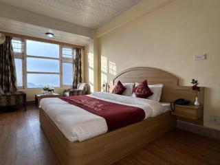 New Shimla Place with Mountain View - 7