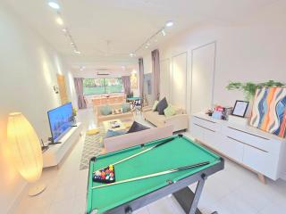 18Pax PJ SS2 Bungalow House, SEK14, 1min to Hospital Picaso, 5 mins to Sheraton PJ, 5km to MidValley - 0