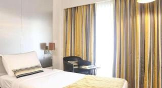 Mumbai Metro - The Executive Hotel - 4