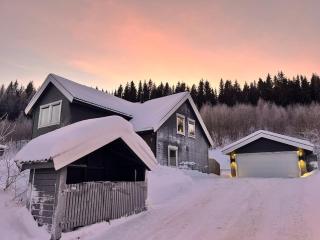 Large family home with good standards - 7