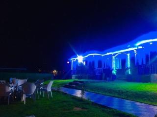 Pine View Resort - 5