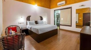 Shangri-La Jungle Village Resort - 2