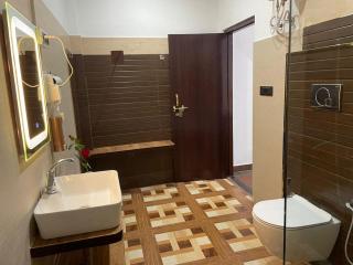 The Tiger Waterfront resort - 2