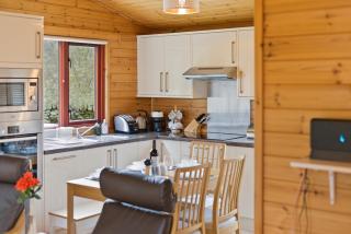 Braeknowe Scottish Cabin Getaway - 2