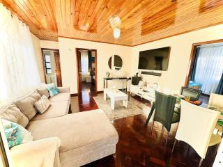 Sunshine Serenity T2 Top Floor-Ocean Views & Parking - 9