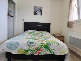 Nid d'aigle, vue panoramique dégagée et jardin, de plein pied, face au Sud et aux montagnes - 8