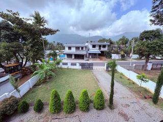 Dolmens Valley Retreat in Marayur - 3