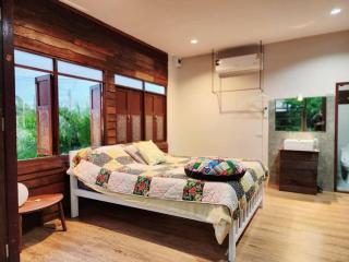 Tranquility living in the garden ,20km from airport - 4