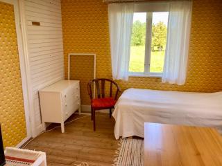 Stuga i gammal by nära bad och skog - 8