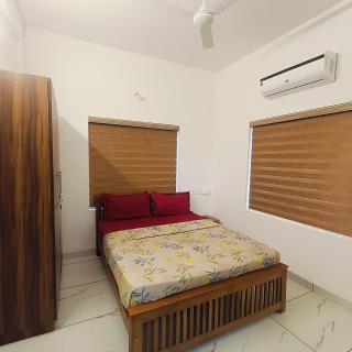 Deluxe Inn Apartment - 6