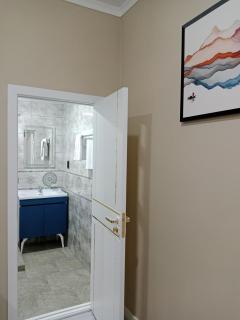 Luna Plaza Hotel - 1