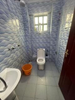 Eddis cosy Homes - 8