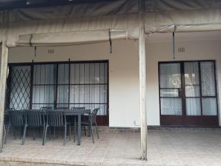 27 Baobab Avenue - 5