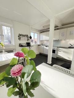 Bright Double Room 30 Free Parking - 5